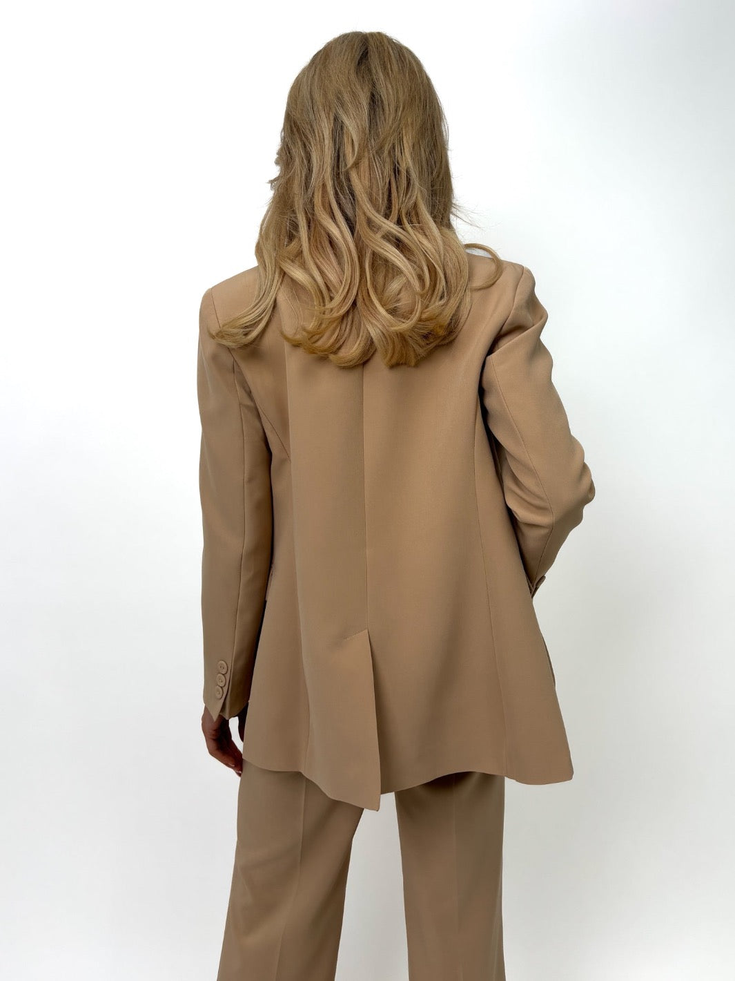 Kate & Pippa Sassari Blazer In Beige-Kate & Pippa