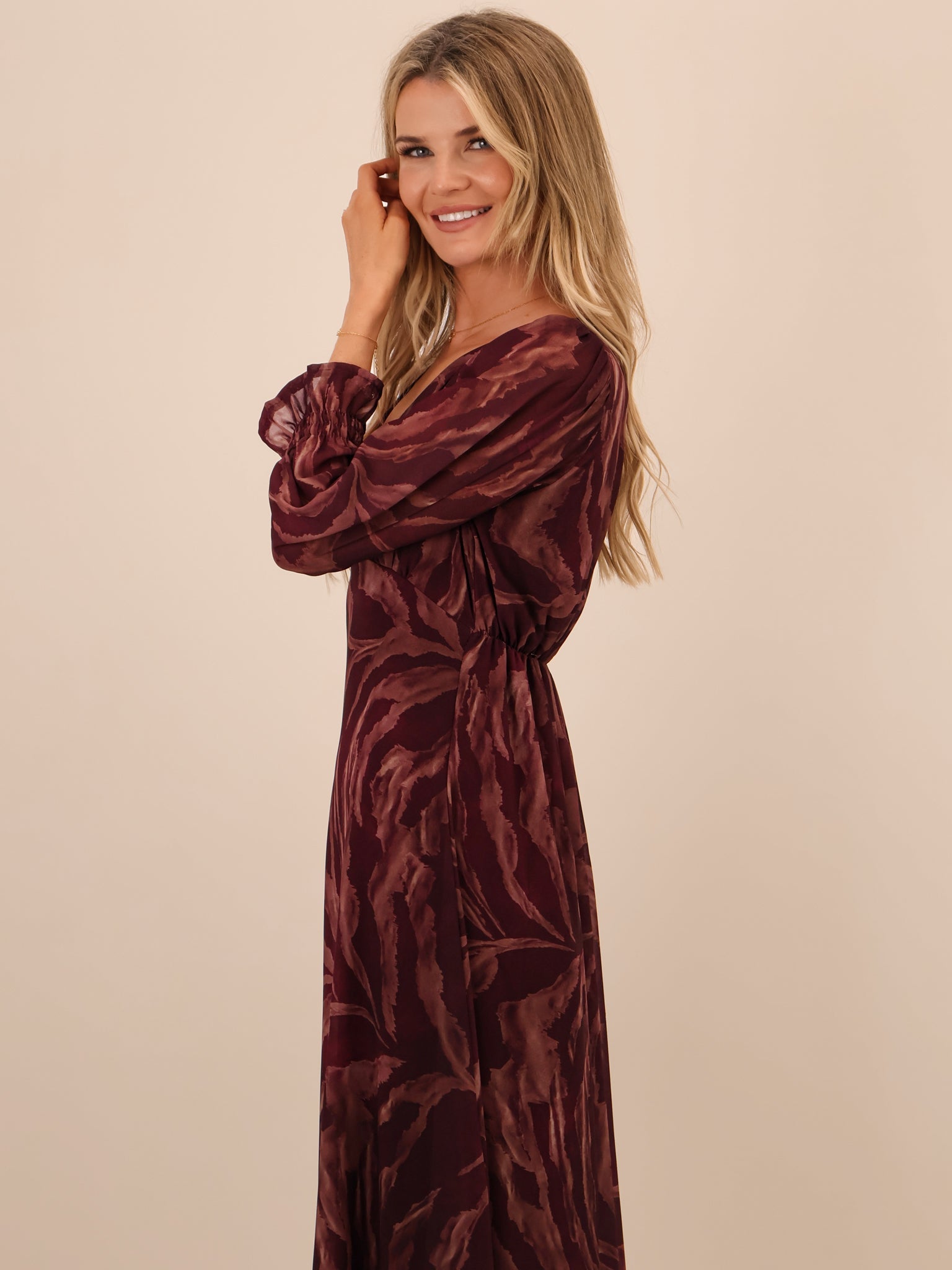 Kate & Pippa Streasa Midi Dress In Plum-Kate & Pippa